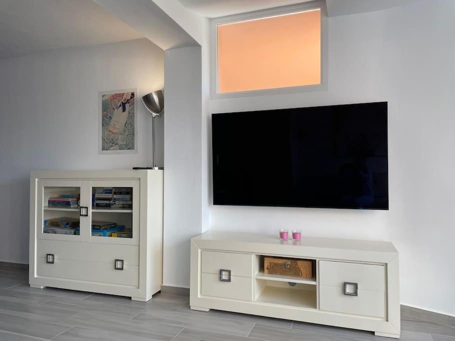 Mar Menor Golf Resort, Luxury Sleeps 6, Lake Views Murcia Luaran gambar