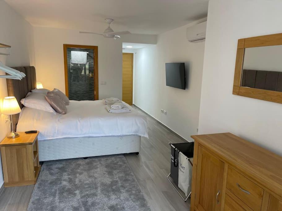Mar Menor Golf Resort, Luxury Sleeps 6, Lake Views Murcia Luaran gambar