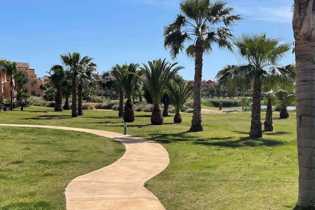 Mar Menor Golf Resort, Luxury Sleeps 6, Lake Views Murcia Luaran gambar